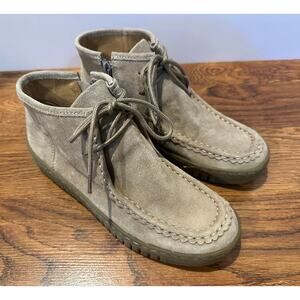 Comfortiva Women’s Holland Lace Up Suede Booties – Taupe – Size 6 – NWOB